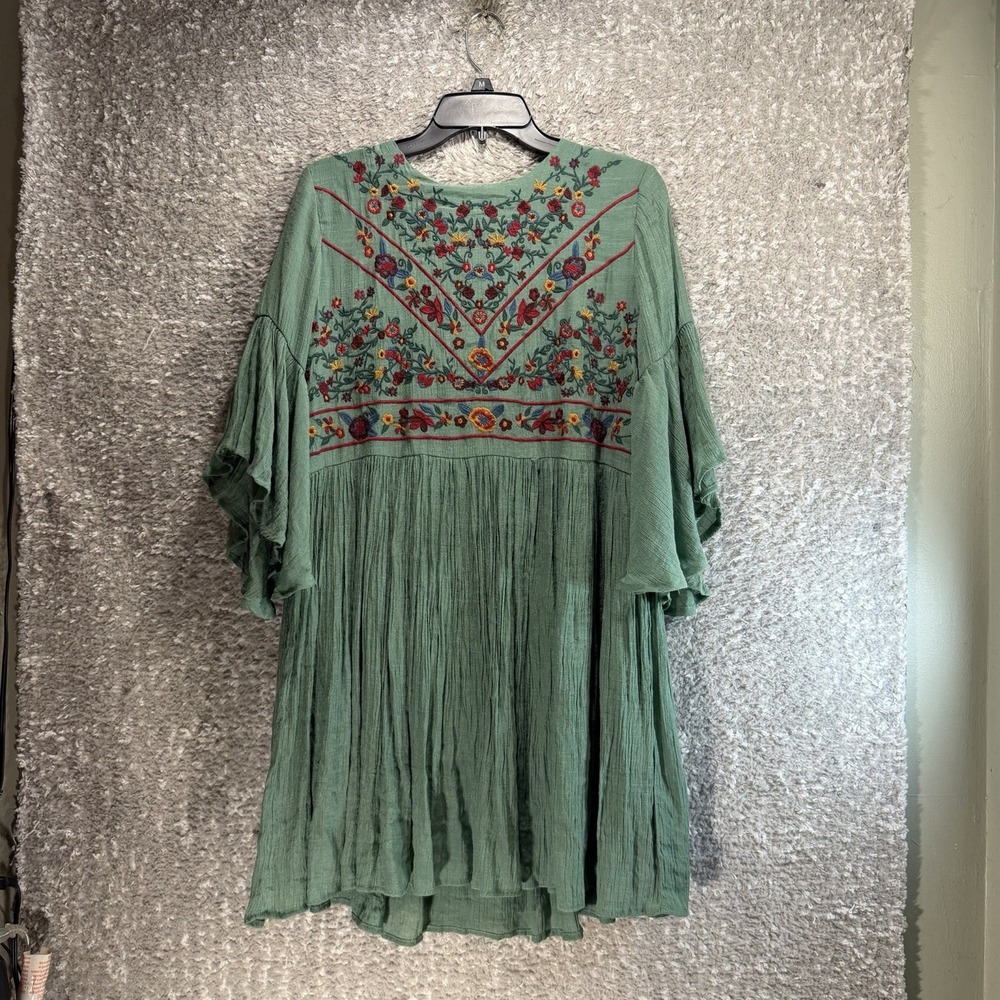Umgee USA Embroidered Tunic Dress Bell Sleeves Green Bohemian Peasant Medium